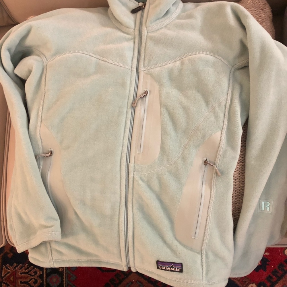 Light blue patagonia zip up fleece